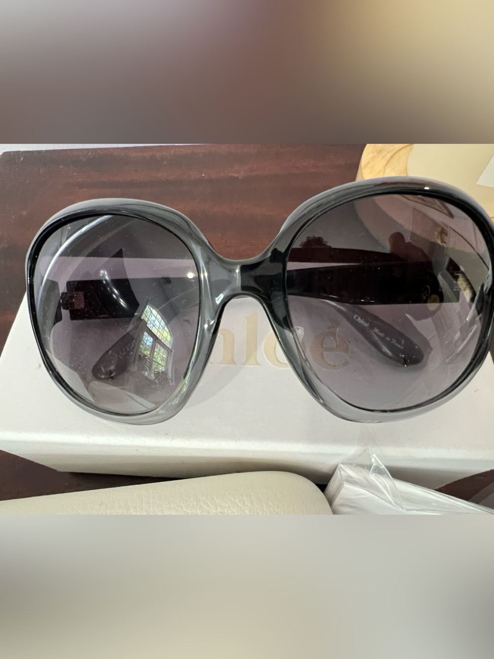 Chloe Women's oversized black sunglasses
